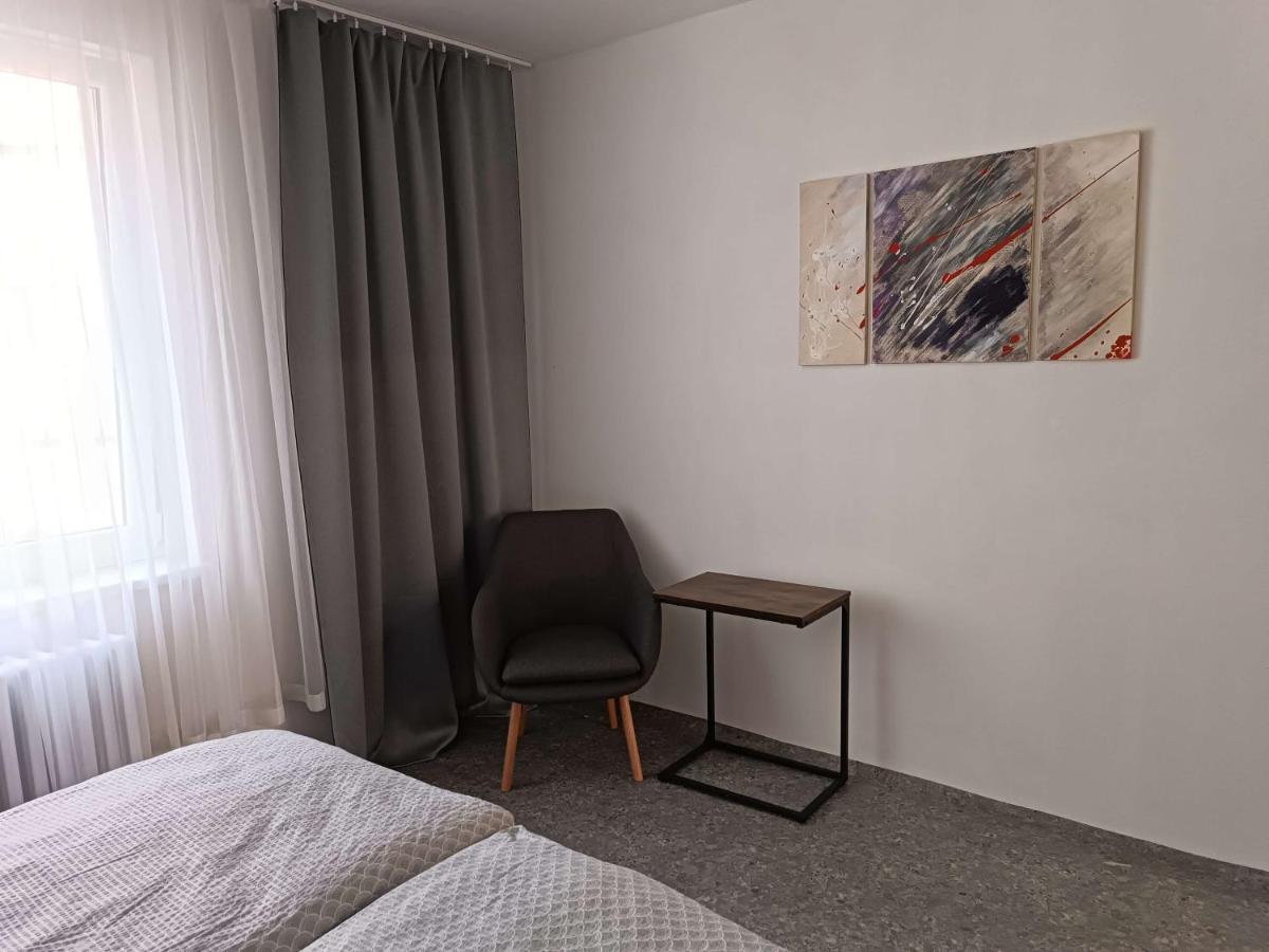 Apartmany Nad Splavem Зноймо Экстерьер фото